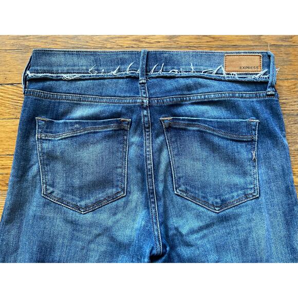 EXPRESS Distressed Stretch Mid-Rise Denim Leggings sz 6R - Picture 10 of 16